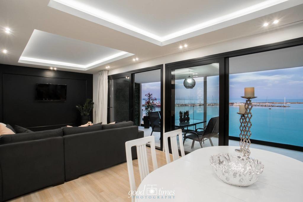 Pineapple Seaside Suite Zakintos Dış mekan fotoğraf
